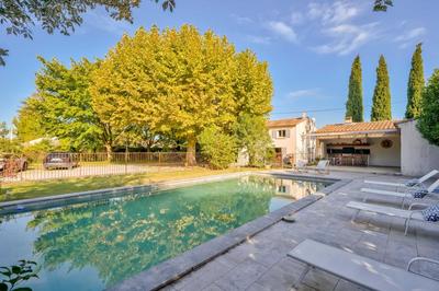 Mas - 230 m² - 6 pièces