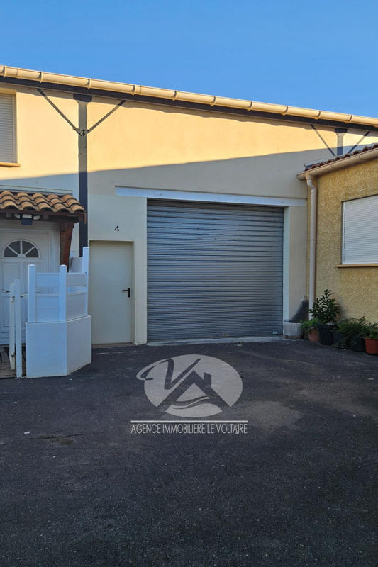 Propriété - 565 m²