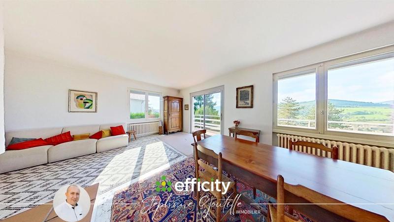 Villa - 184 m² - 8 pièces