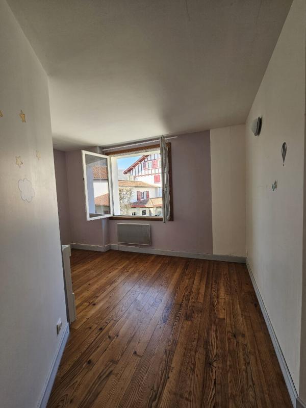 Maison - 99 m² - 4 pièces