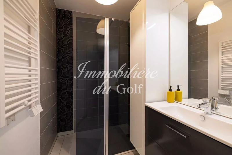 Appartement - 83 m² - 4 pièces