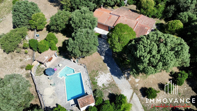 Villa - 191 m² - 6 pièces