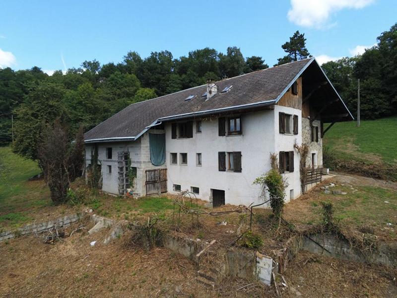 Maison - 206 m² - 12 pièces