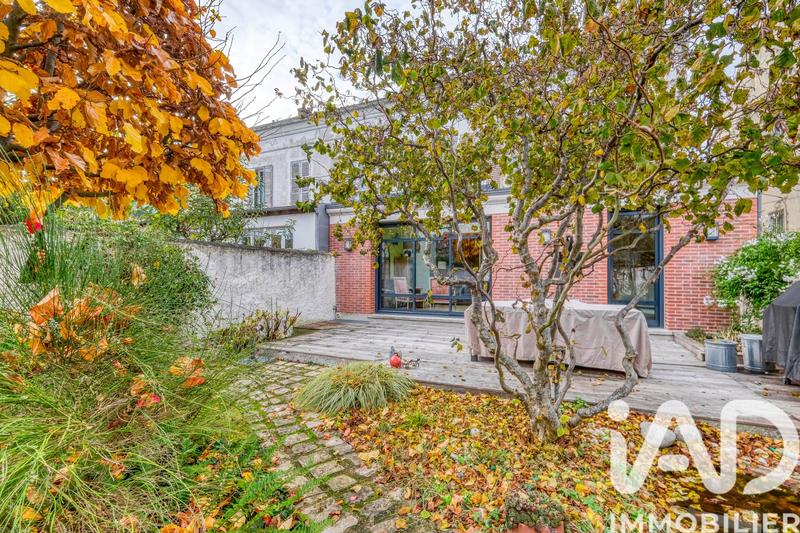 Maison - 180 m² - 7 pièces