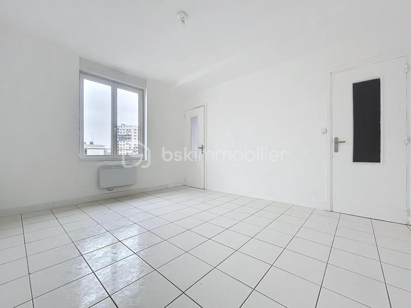 Studio - 24 m² - 1 pièce