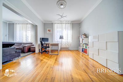 Maison - 181 m² - 10 pièces