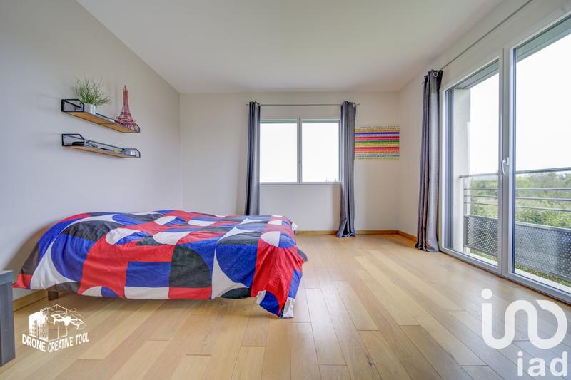 Maison - 294 m² - 10 pièces