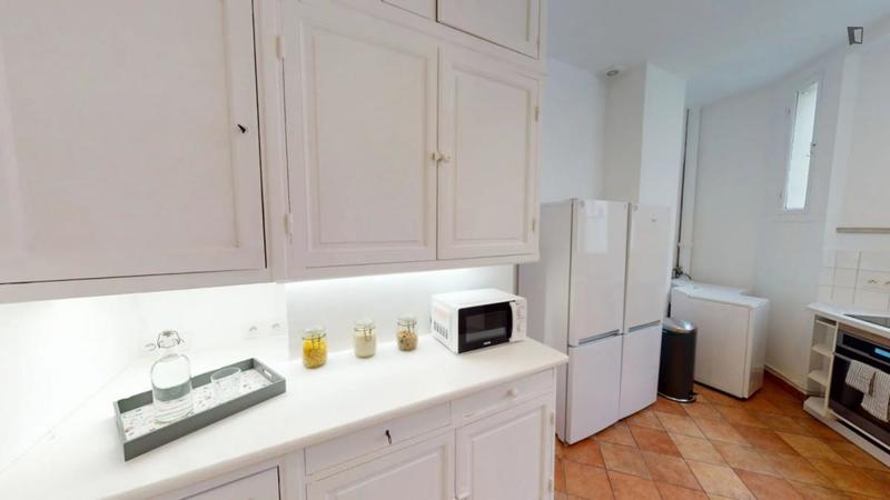 Chambre - 23 m² - 6 pièces