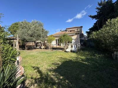 Villa - 170 m² - 8 pièces