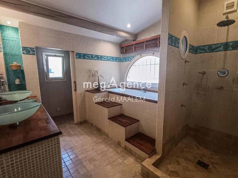 Villa - 170 m² - 7 pièces