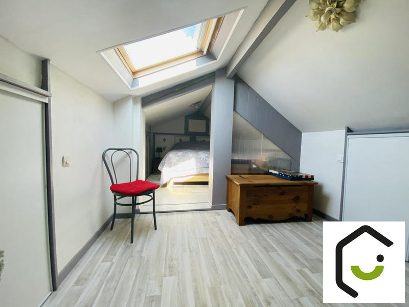 Maison - 101 m² - 5 pièces