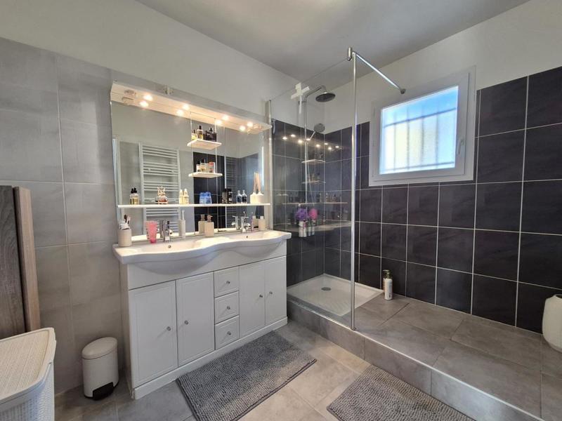 Maison - 107 m² - 4 pièces