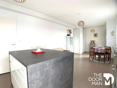 Appartement - 70 m² - 4 pièces