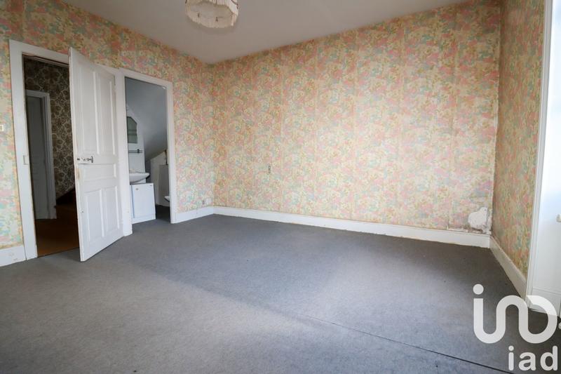 Maison - 262 m² - 12 pièces