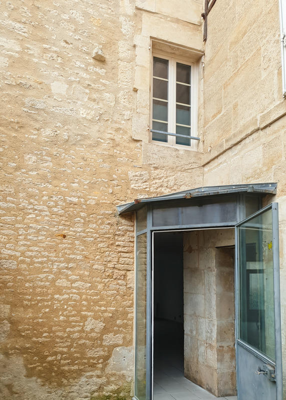 Immeuble - 196 m² - 8 pièces