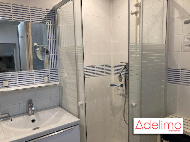 Maison - 190 m² - 8 pièces