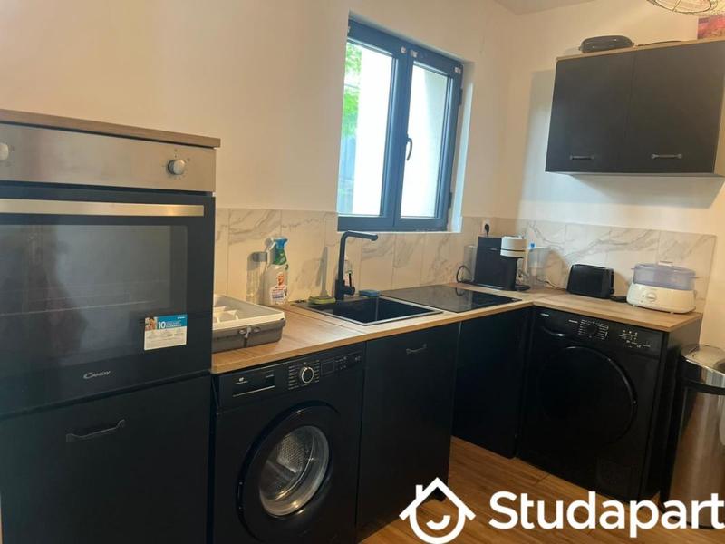 Chambre - 12 m² - 1 pièce