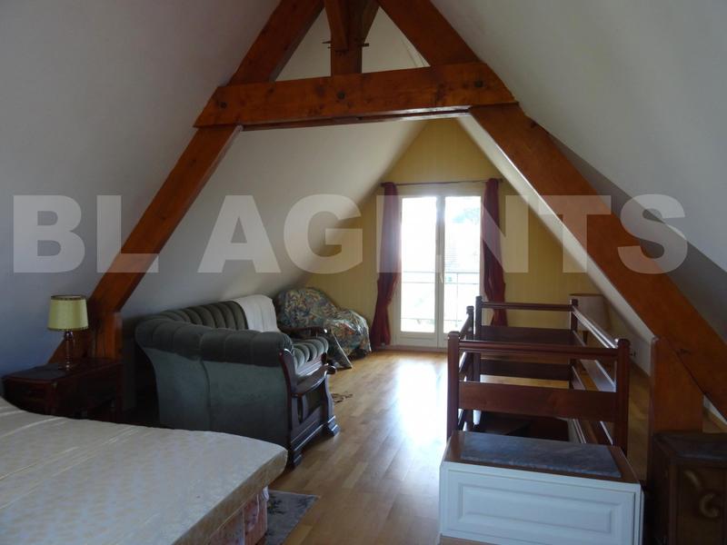 Maison - 190 m² - 4 pièces