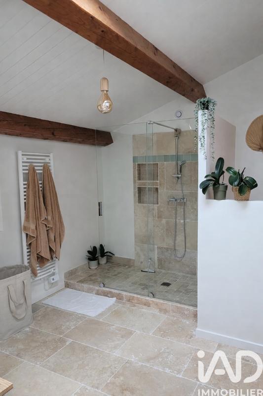 Maison - 395 m² - 15 pièces