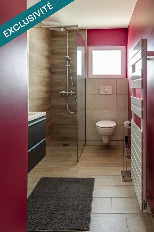 Maison - 263 m² - 9 pièces