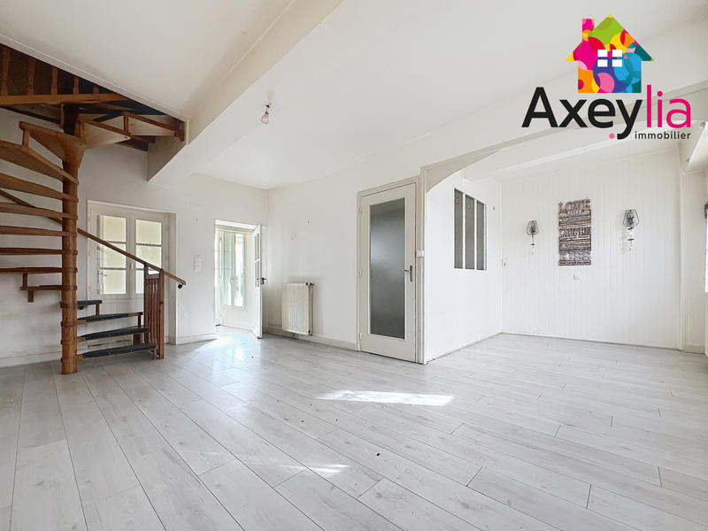 Maison - 118 m² - 6 pièces