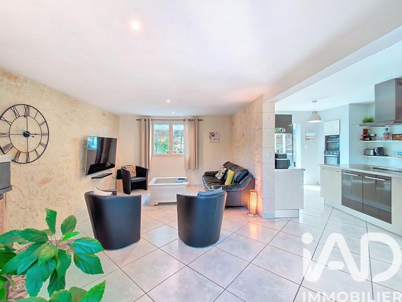 Maison - 230 m² - 6 pièces