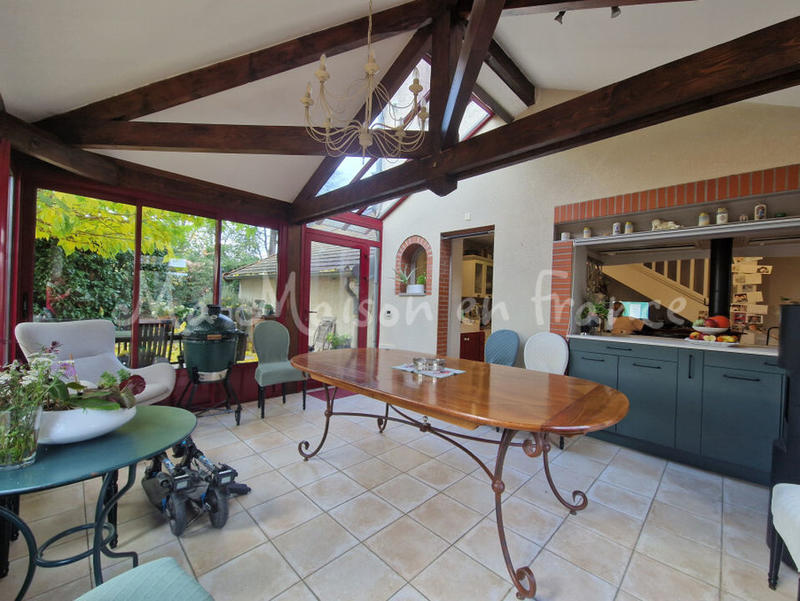 Maison - 240 m² - 1 pièce