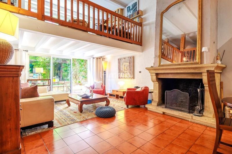 Maison - 185 m² - 5 pièces