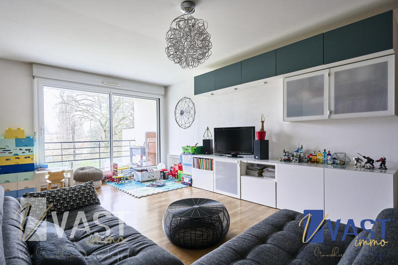 Appartement - 89 m² - 4 pièces