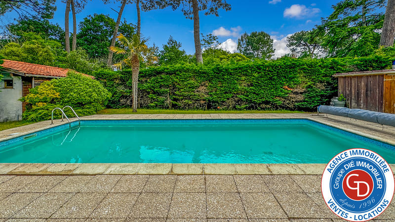 Maison - 160 m² - 6 pièces