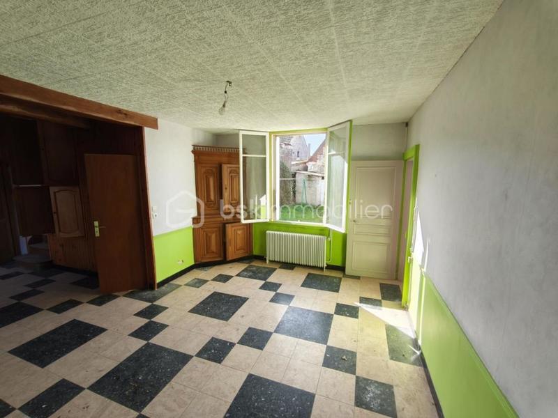 Maison - 99 m² - 5 pièces