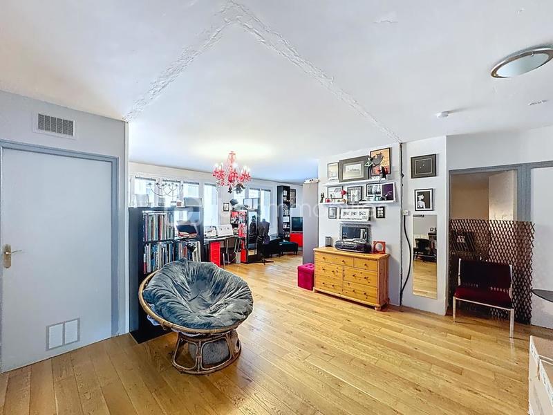 Appartement - 103 m² - 5 pièces