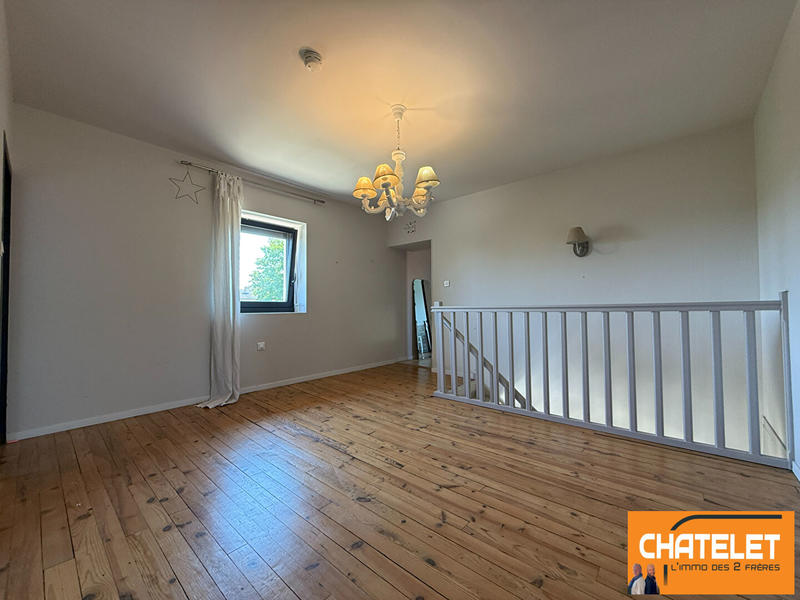 Maison - 151 m² - 7 pièces