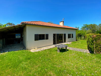 Maison - 93 m² - 4 pièces