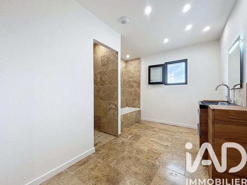 Maison - 127 m² - 5 pièces