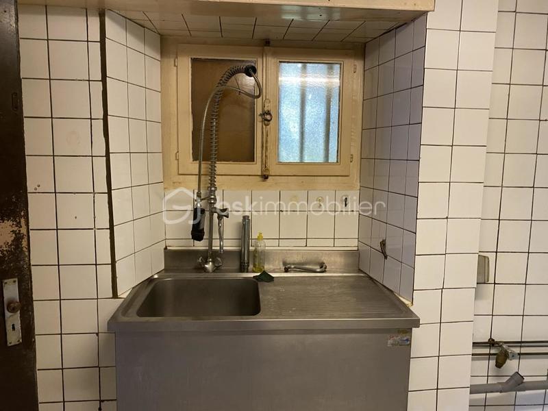 Maison de village - 303 m² - 9 pièces