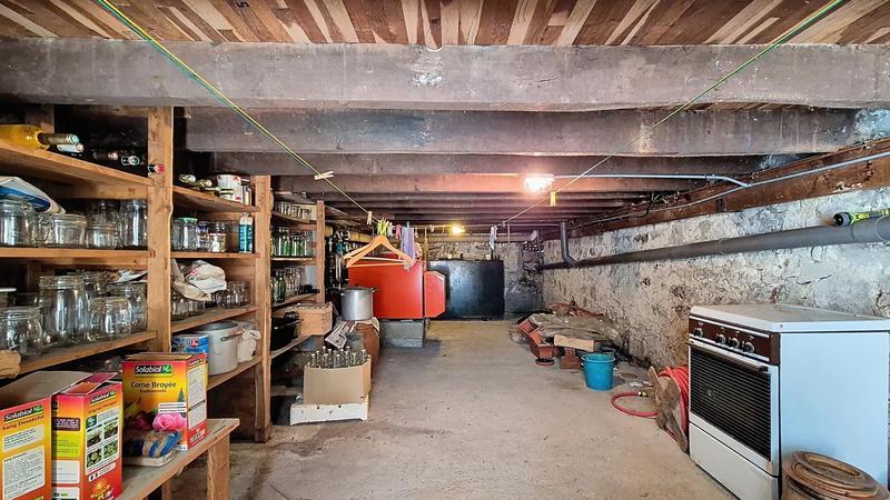 Maison traditionnelle - 127 m² - 7 pièces