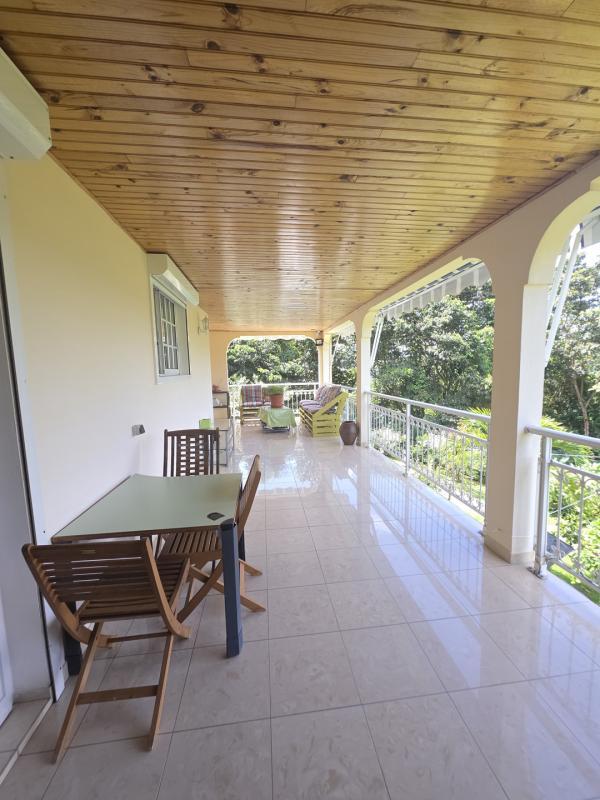 Maison - 30 m² - 8 pièces