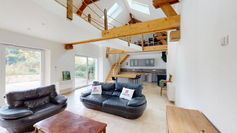 Maison - 170 m² - 6 pièces