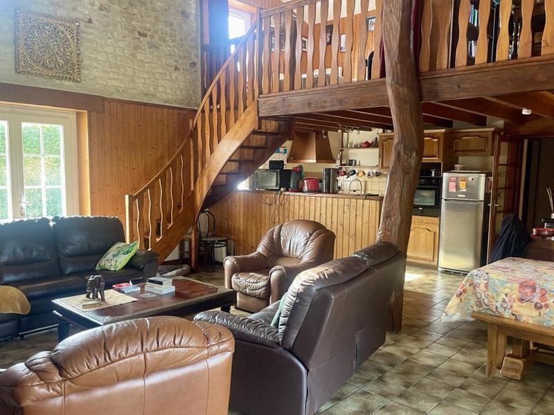 Maison - 139 m² - 6 pièces