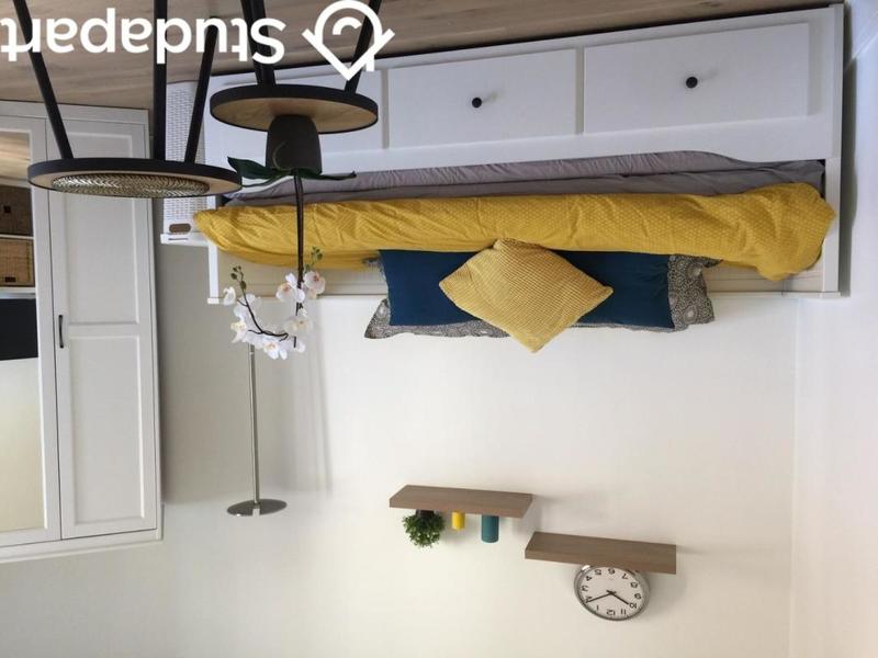 Chambre - 14 m² - 1 pièce