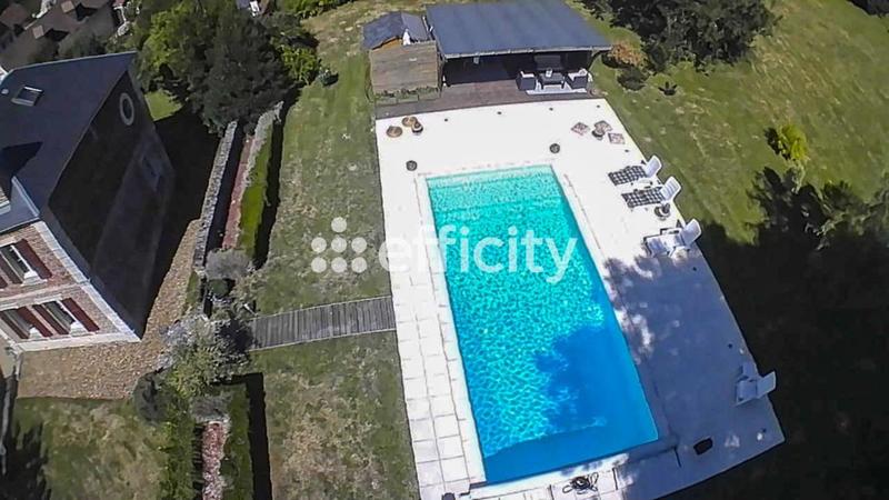 Maison - 229 m² - 9 pièces