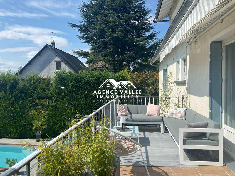 Maison - 153 m² - 7 pièces