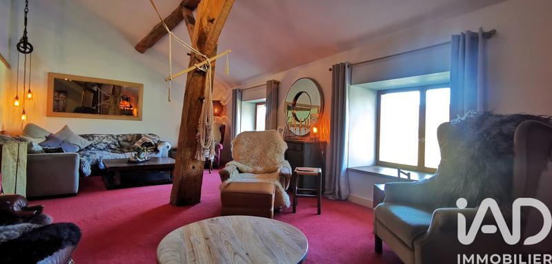 Maison - 279 m² - 8 pièces