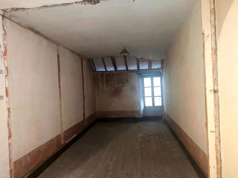 Maison de village - 322 m² - 13 pièces