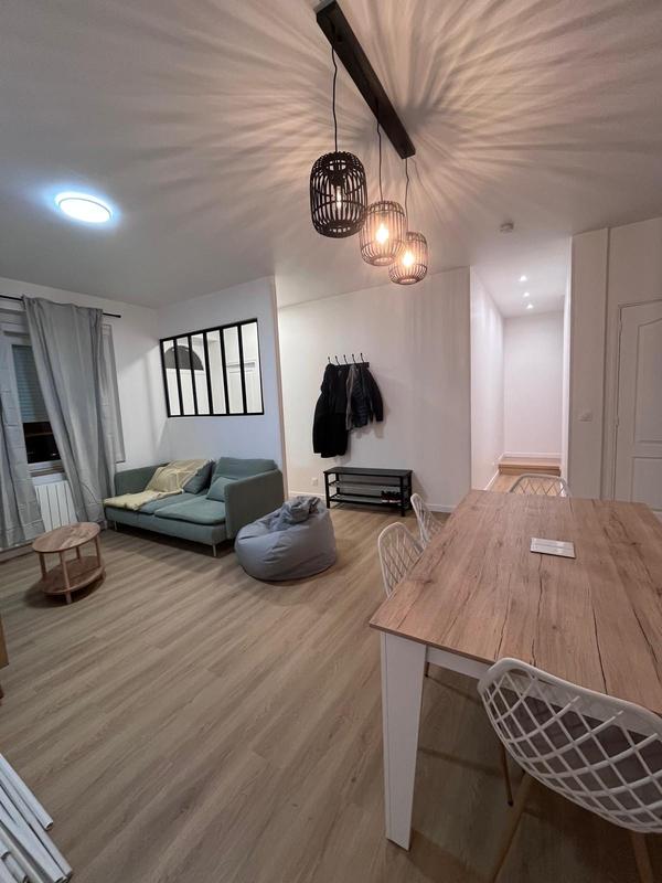 Maison - 128 m² - 7 pièces