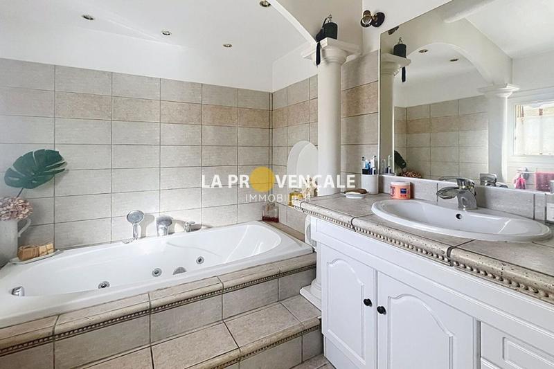 Villa - 150 m² - 4 pièces