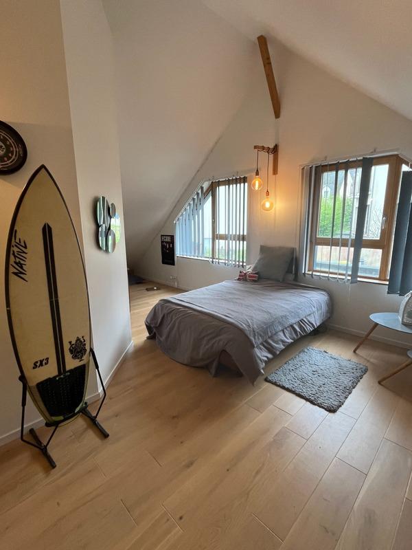 Maison - 213 m² - 7 pièces