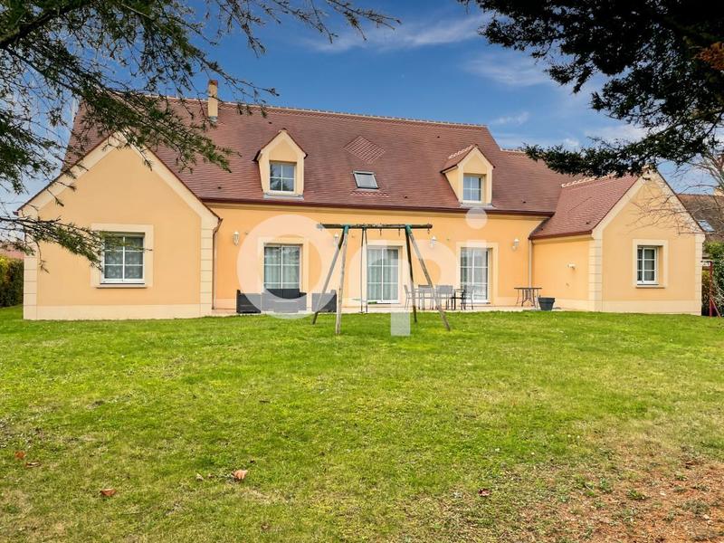 Maison - 300 m² - 7 pièces