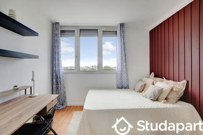 Chambre - 10 m² - 1 pièce